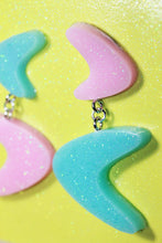 Load image into Gallery viewer, Boomerang Alley Retro Earrings in pink &amp; turquoise
